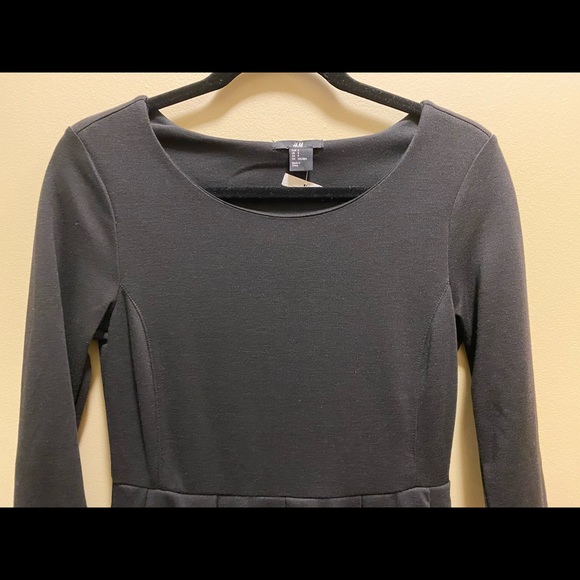 ✨NEW✨H&M BLACK LONG SLEEVE DRESS A LINE - Picture 2 of 8